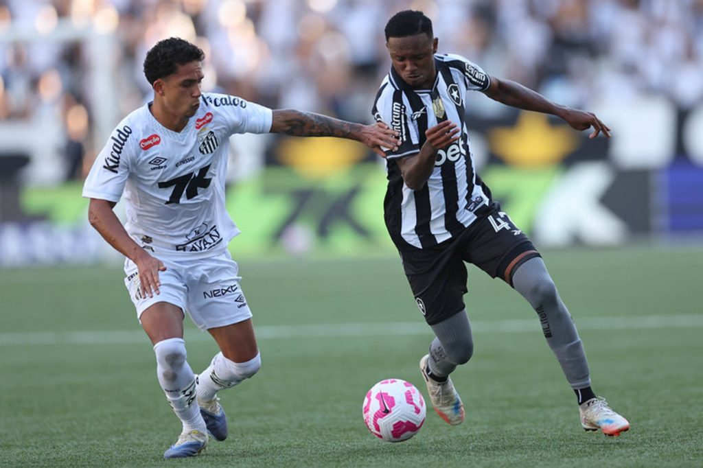 Botafogo não aproveita chances e cede empate ao Santos no Niltão