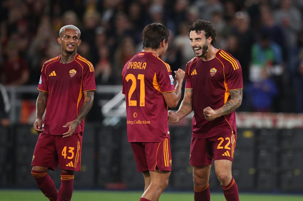 Roma cresce no segundo tempo, vence o Parma e iguala o Napoli na liderança