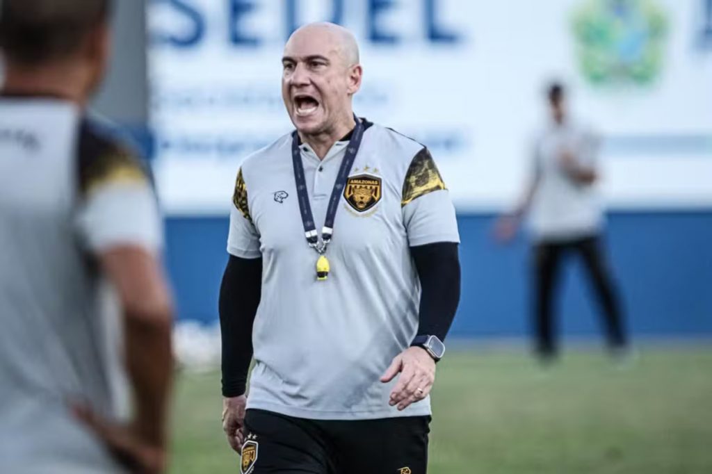 Penúltimo na Série B, Amazonas demite Márcio Zanardi