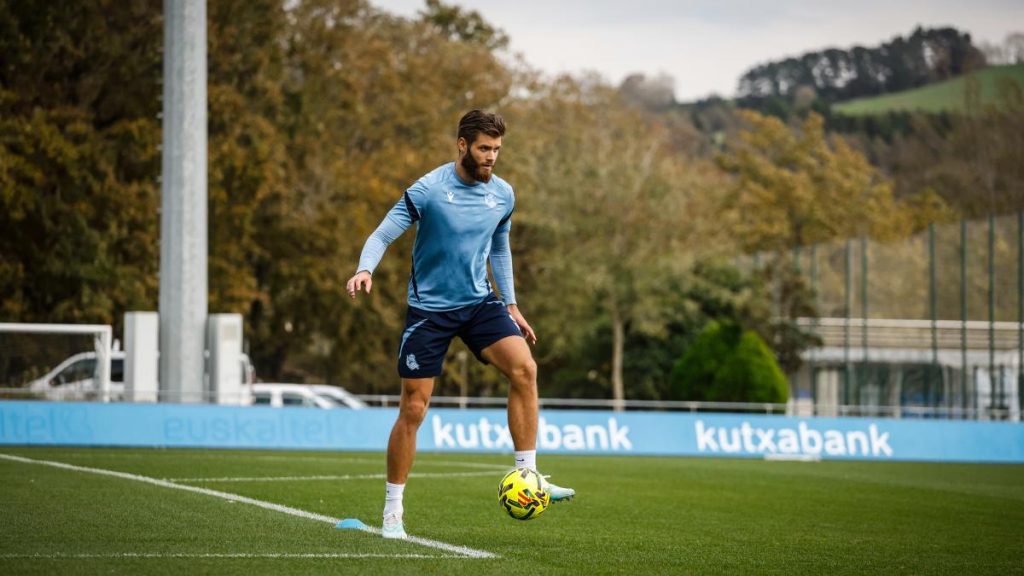 La Real Sociedad recupera dos efectivos para el duelo contra Osasuna
