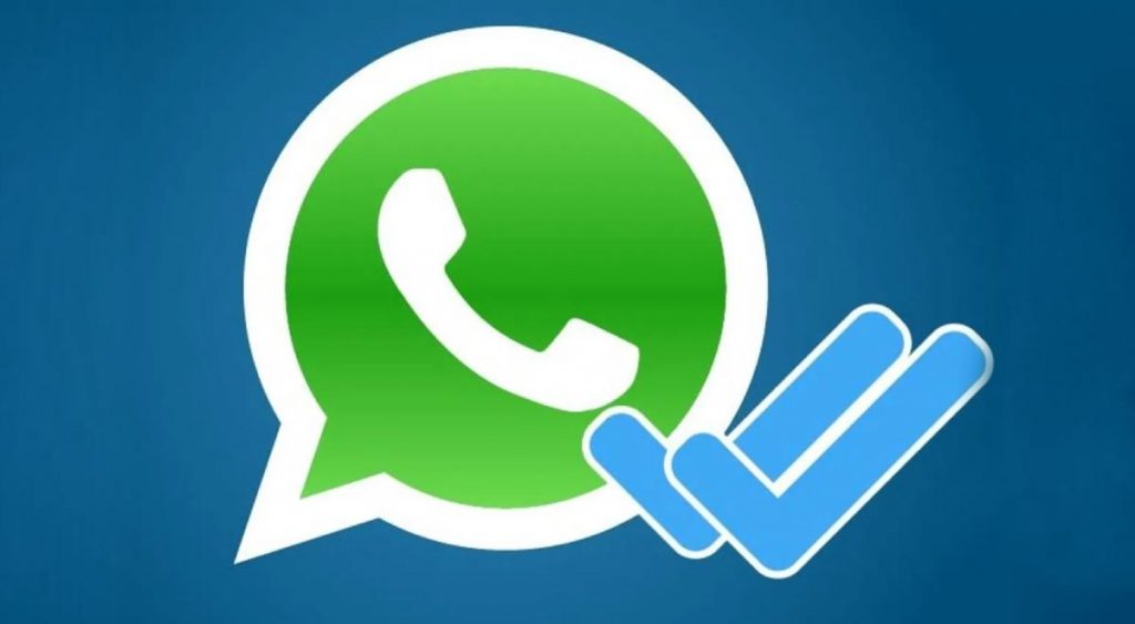Así podrás leer mensajes en WhatsApp sin activar el doble ‘check azul’