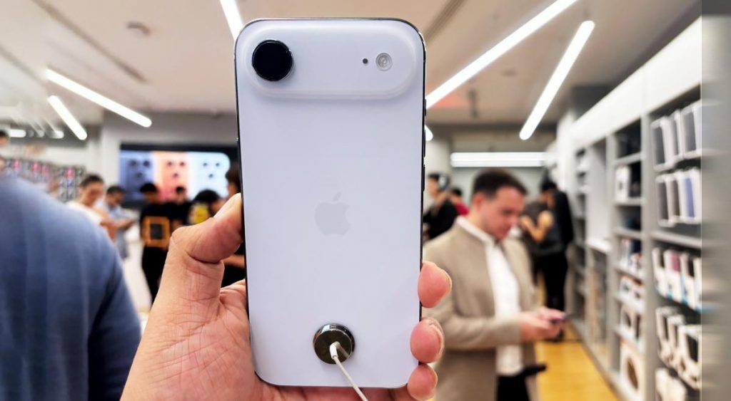 ¿Vale la pena pagar 6000 soles por el iphone 17 Air? Asà de potente es el teléfono más delgado del mundo
