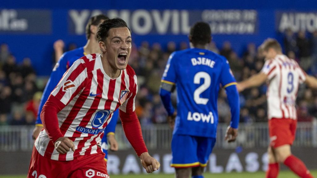 Y ‘Jack’ Raspadori le echó ‘jeta’ para aprovechar su oportunidad