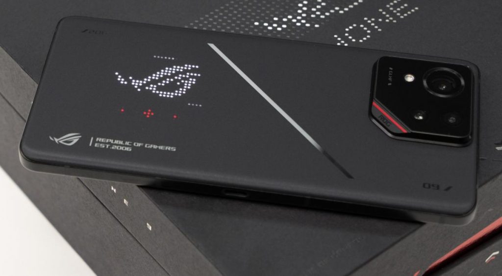 Este desconocido celular GAMER cuesta menos que un iPhone 17 Pro y es más potente: 24GB RAM y Snapdragon 8 Elite