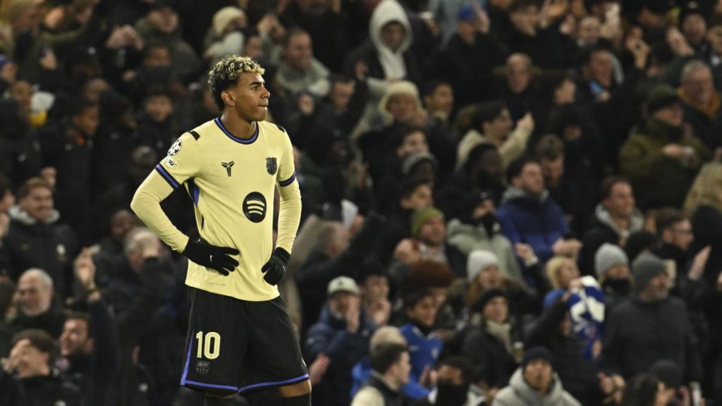 El Barça, a tres puntos del pase directo a 1/8, pero fuera del ‘top 16’