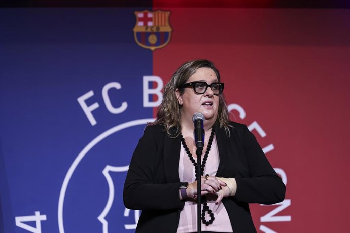 Elena Fort: «Hay mejores maneras de homenajear a Leo Messi que ponerle su nombre al estadio»