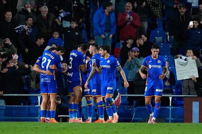 Getafe y Elche quieren poner tierra de por medio con el descenso