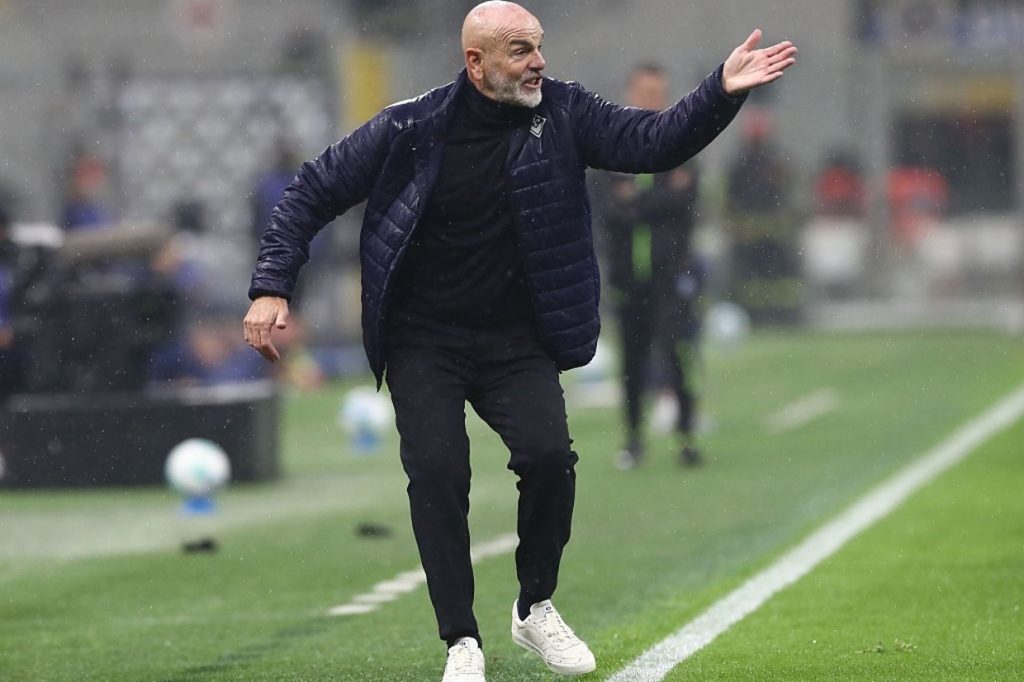 Stefano Pioli demitido da Fiorentina