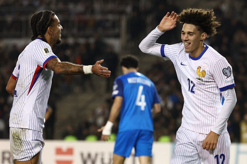 Já na Copa, França se despede das Eliminatórias com vitória sobre Azerbaijão