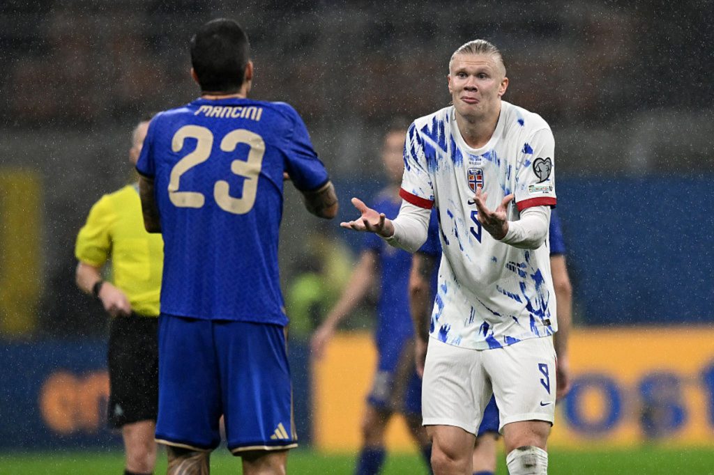 A estranha motivação de Haaland contra a Itália: ´Zagueiro tocou minha bunda’