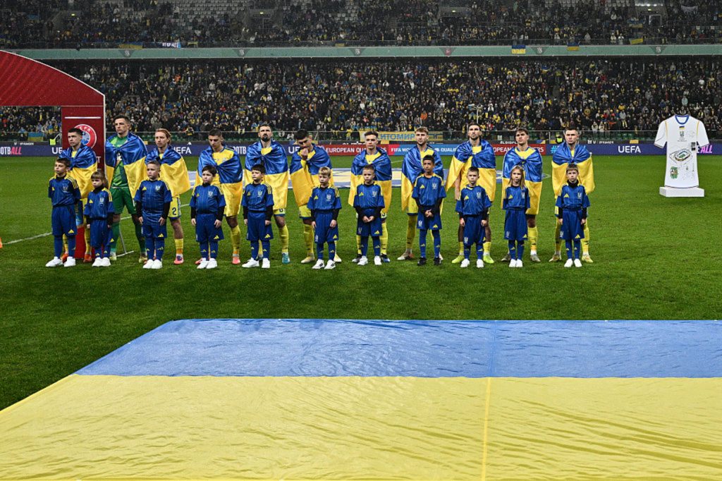 Sem poder atuar em casa, Ucrânia mantém acesa a esperança de volta à Copa após duas décadas