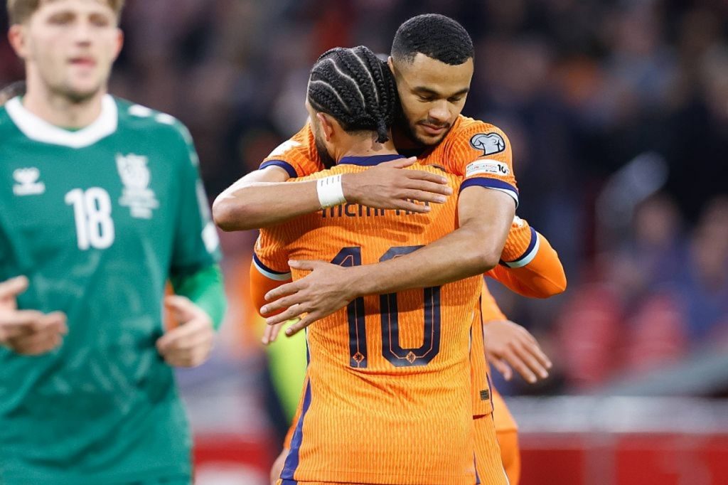 Holanda confirma vaga na Copa com goleada sobre a Lituânia