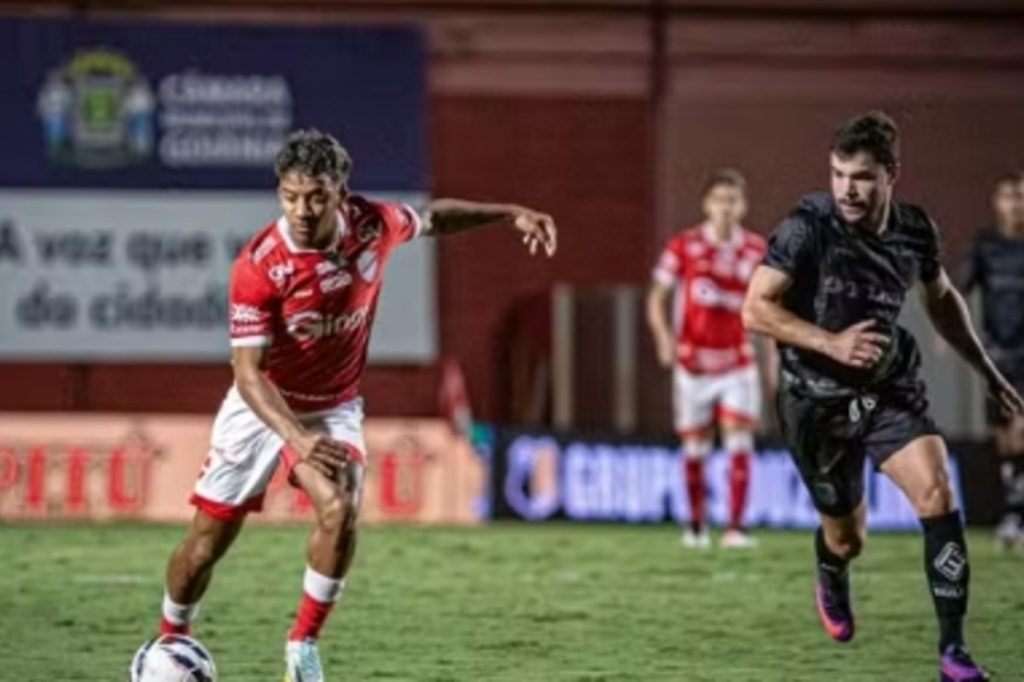 Na despedida de Ralf, Vila arranca empate contra Volta Redonda no encerramento da Série B