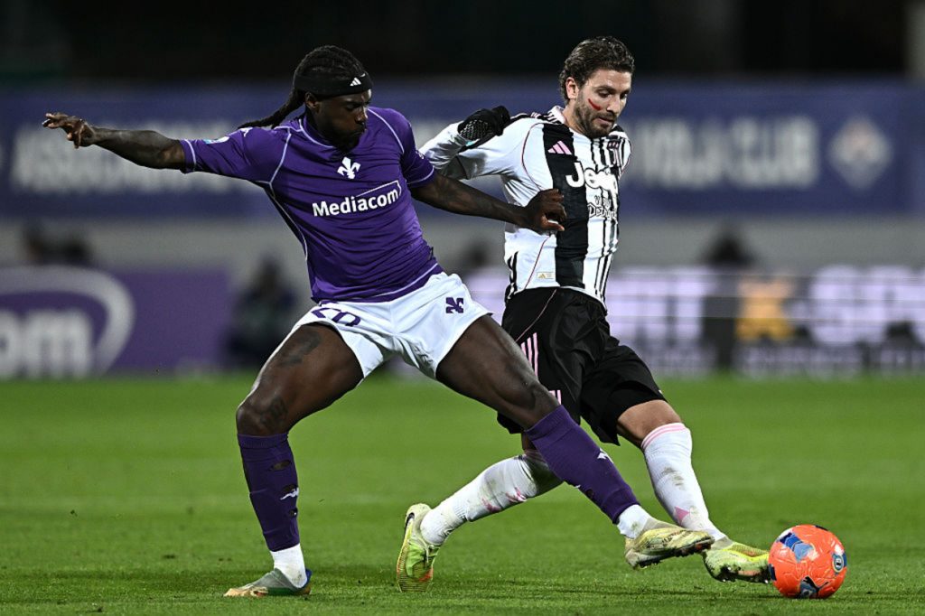 Empate de golaços para Fiorentina e Juventus