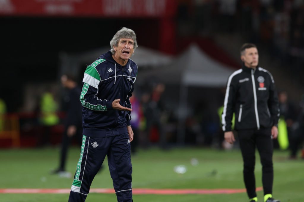No Betis desde 2020, Manuel Pellegrini acerta renovação