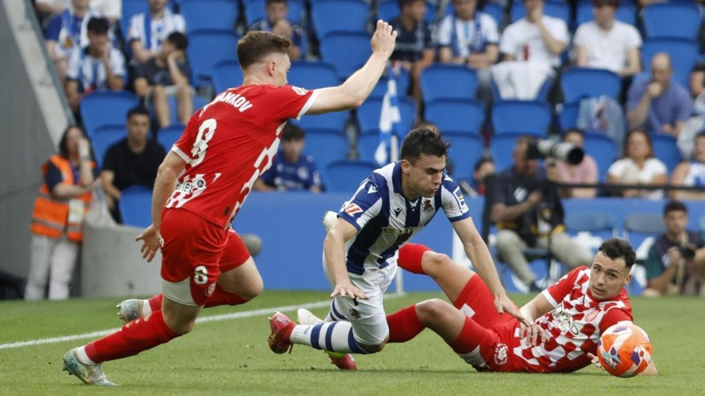 La Real recibirá el viernes a un Girona recién vapuleado en Liga y eliminado en Copa