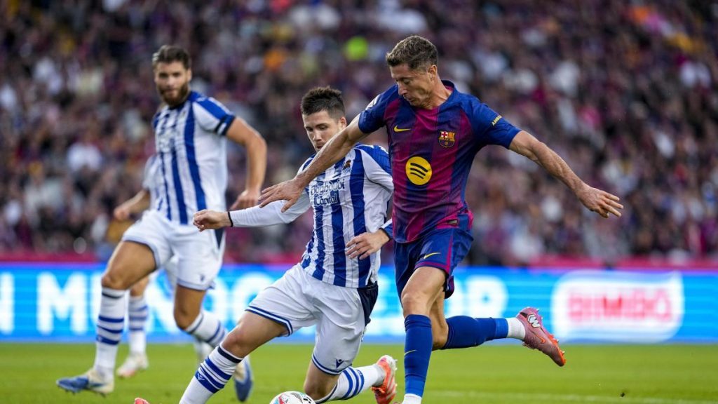 La Real Sociedad recibirá al Barcelona en domingo por la noche