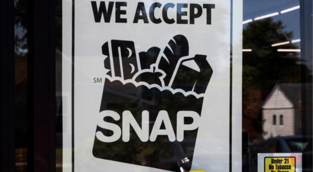ALERTA con SNAP: beneficiarios de este estado estarán exentos de los requisitos de trabajo para recibir asistencia alimentaria