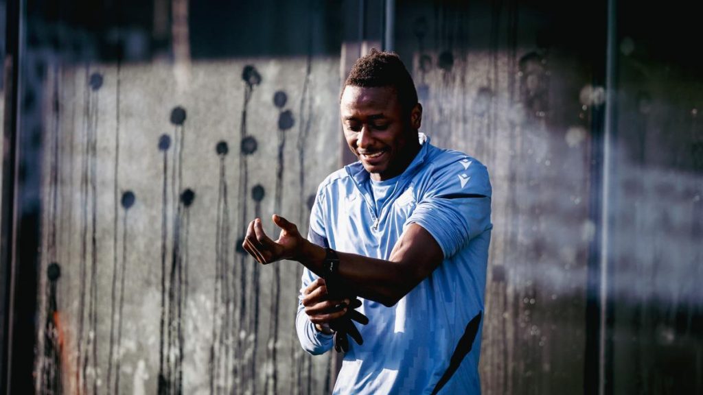 Sadiq se queda sin Copa África y seguirá en enero en la Real o en otro club