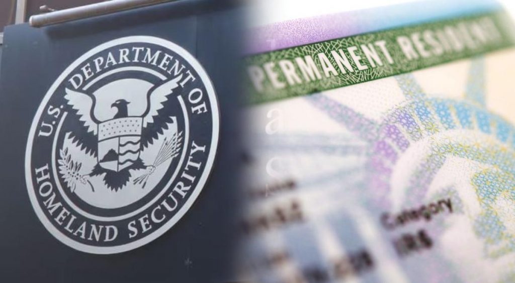 MUCHO CUIDADO con la táctica de USCIS para presionan a migrantes para «autoincriminarse» y conseguir la Green Card