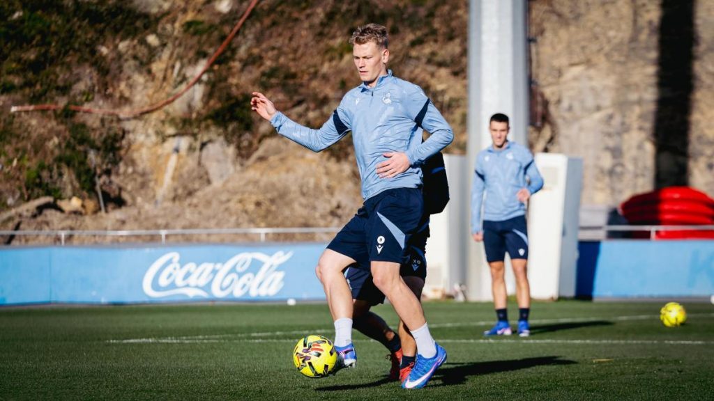 Oyarzabal y Óskarsson se reincorporan al grupo y podrían estar ante el Levante