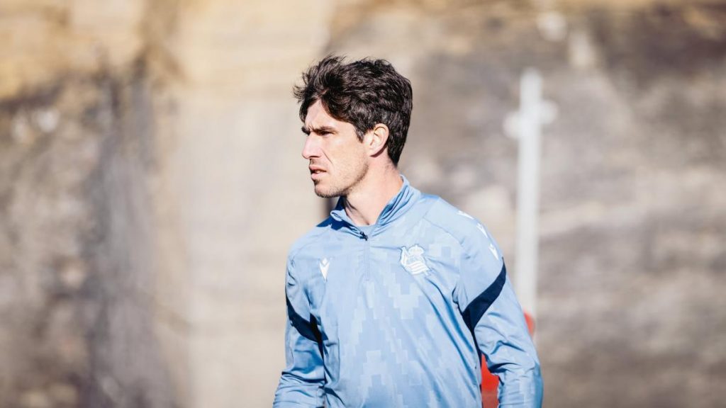 Ansotegi tiene una baja importante y debe elegir laterales e interiores en su gran reto