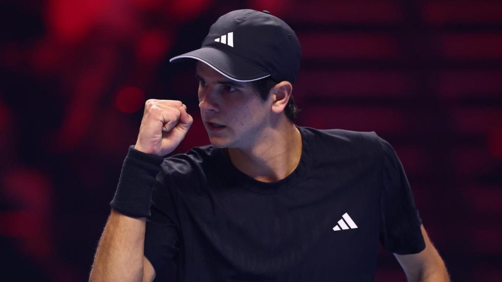 Jódar acaricia las semifinales tras ganar a Landaluce con Rafa Nadal en las gradas