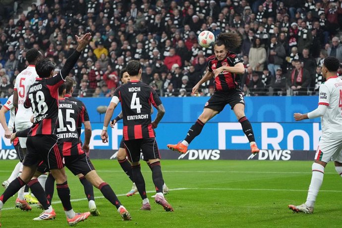 La Federación Alemana de Fútbol multó la temporada pasada con 12 millones a los clubes por usar pirotecnia