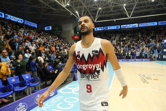 El Kosner Baskonia se lleva la batalla del Pazo ante el Río Breogán