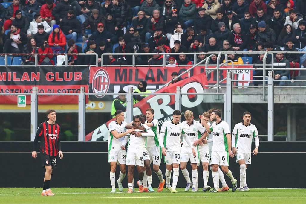 Milan busca a virada, mas cede empate para o Sassuolo no fim