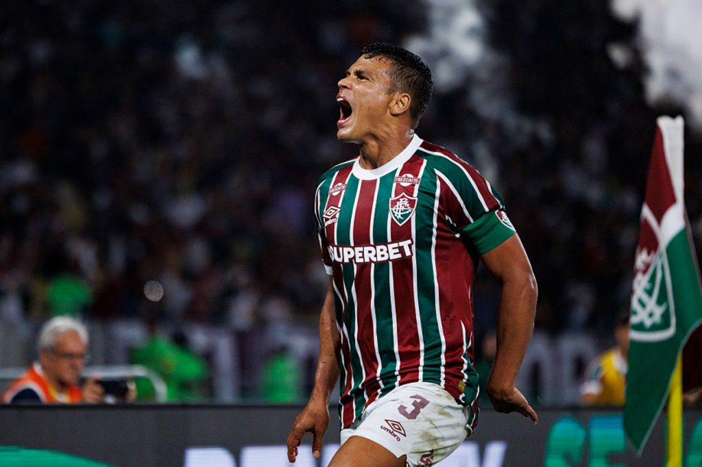 Futuro incerto para Thiago Silva após discurso de despedida