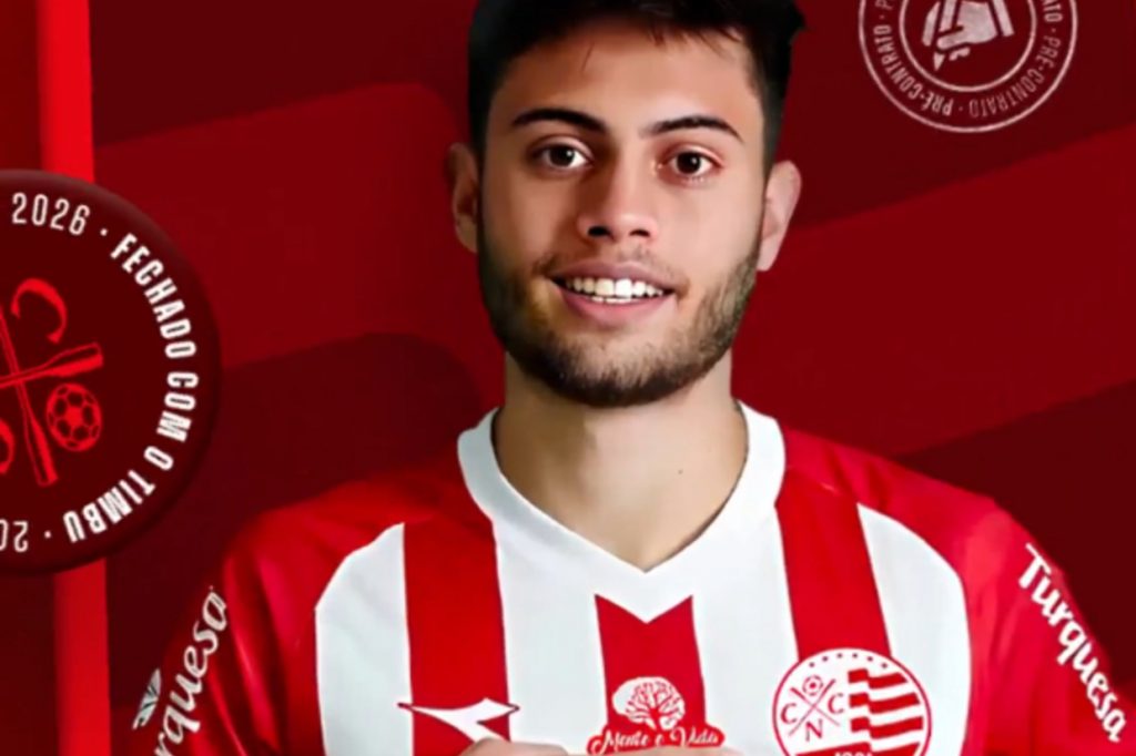 Rebaixado com o Paysandu, Leandro Vilela seguirá na Série B com o Náutico