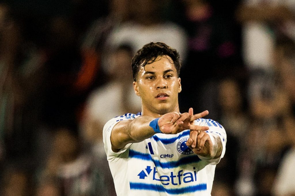 Flamengo prepara oferta milionária ao Cruzeiro por Kaio Jorge