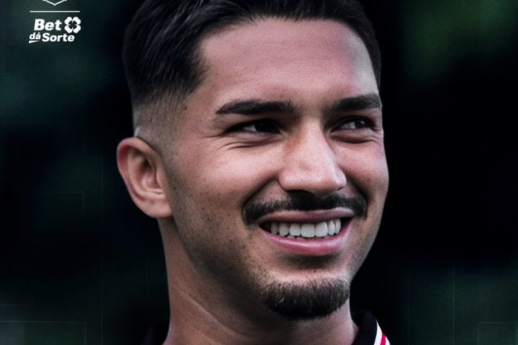 Cria do Vasco é reforço para o Santa Cruz em 2026