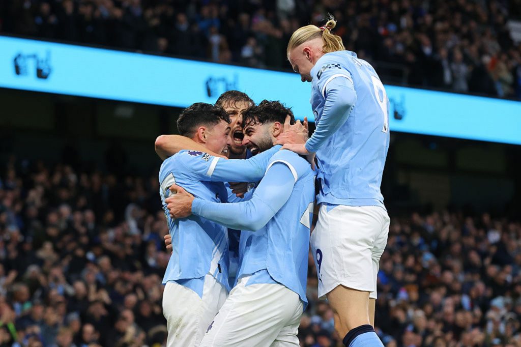 City faz sua parte, vence Sunderland e esquenta luta pela liderança da Premier League