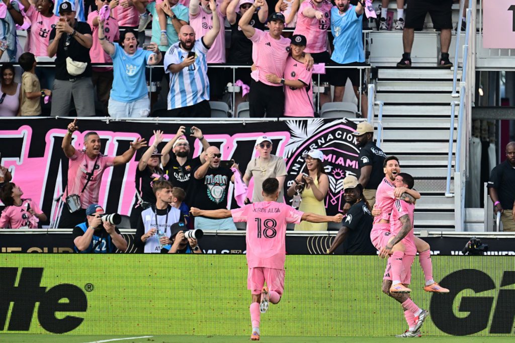 No duelo entre Messi x Müller, Inter Miami leva a melhor sobre Whitecaps e conquista a MLS