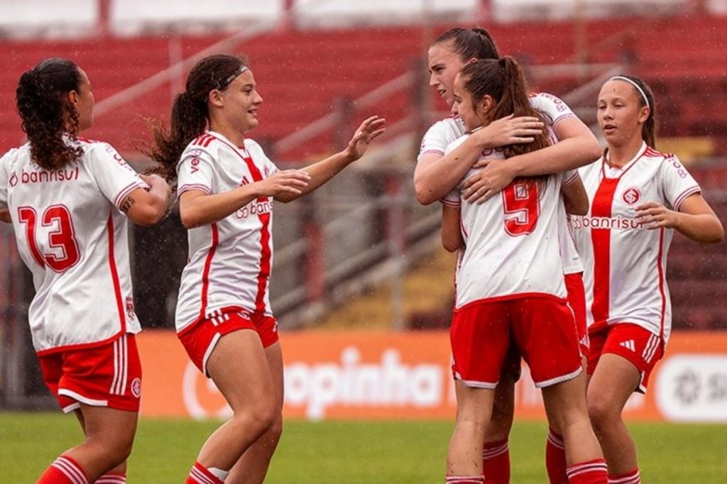 Na abertura da última rodada, Inter goleia o Minas Brasília e avança na Copinha Feminina