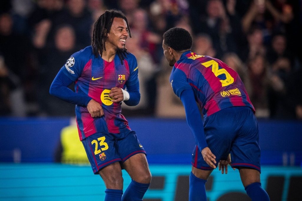 Koundé é herói improvável e Barcelona vence o Eintracht no retorno ao Camp Nou na Champions