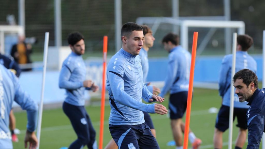 Matarazzo manda un mensaje claro y descarta a dos futbolistas para la Copa del Rey