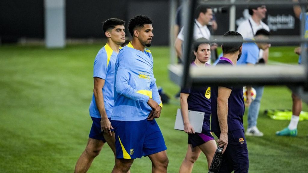 La vuelta de Araujo aún deberá esperar