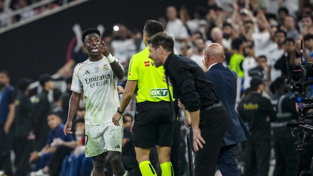 El consejo de Valdano a Simeone, por lo de Vinicius: «Es natural, pero debería haberlo hecho»