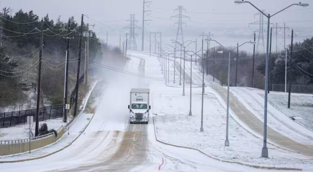ALERTA en el sur de EEUU: Tormenta invernal AMENAZA con apagones masivos y caos energético