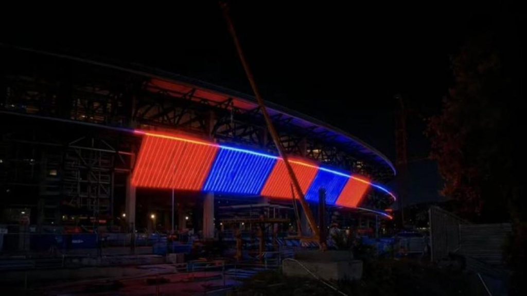 Así luciría la fachada iluminada del Spotify Camp Nou