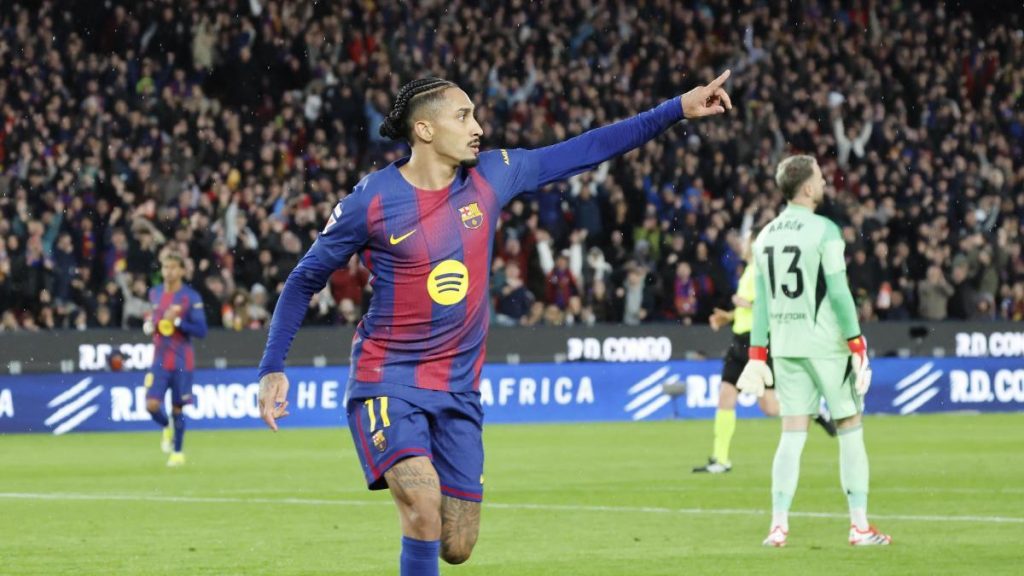 Raphinha: «Hemos flipado con el gol de Lamine»