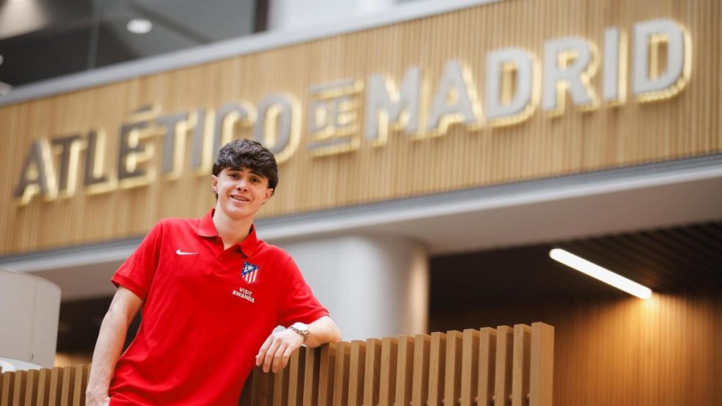 Oficial: Marcos Parriego, del filial del Barça al del Atlético