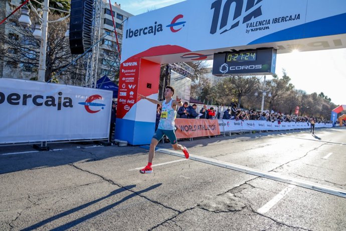Almgren y McColgan baten los récords de Europa de 10 kilómetros en Valencia