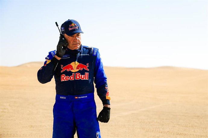 Carlos Sainz: «Mal día en la oficina, de ir casi liderando a perder todas las opciones en una etapa»