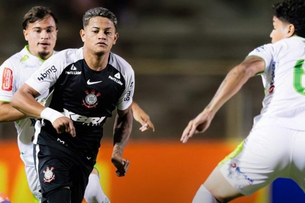 Corinthians vai mal e só empata sem gols com Luverdense