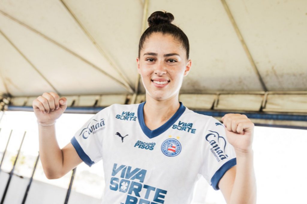 Bahia encerra mercado com reforço triplo