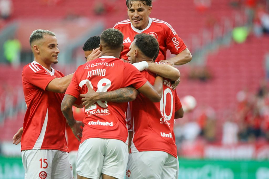 Entre sustos e gols anulados, Internacional consegue superar Inter de Santa Maria